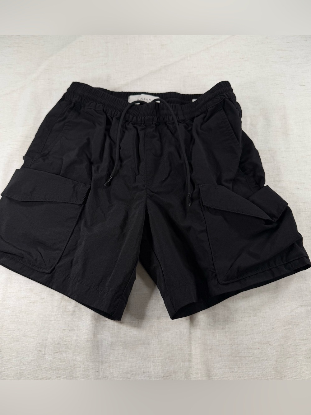Pacsun Men's Black Cargo Shorts with Elastic Waist